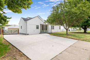 130 S Colorado St, Wichita, KS 67209