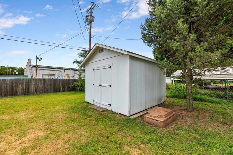 130 Colorado St, Wichita, KS 67209