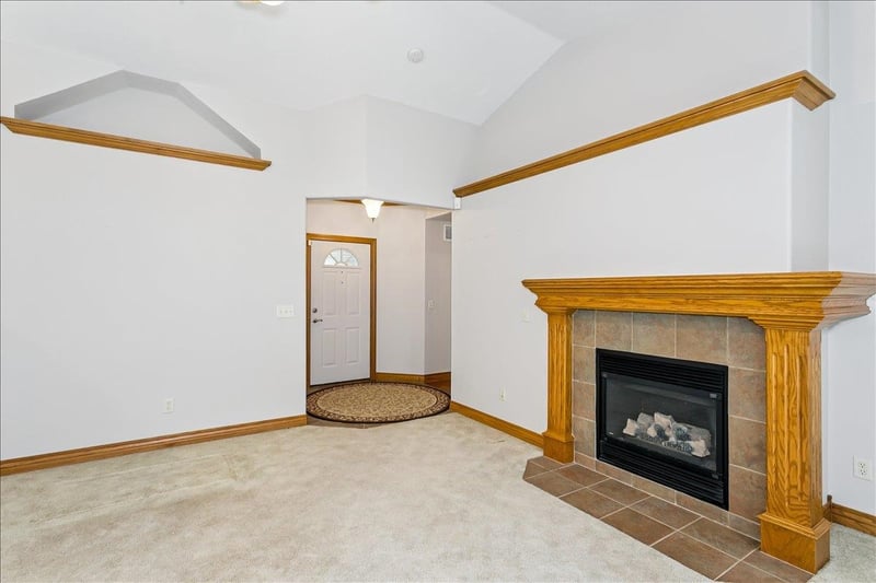 572 Creek Trl, Kechi, KS 67067