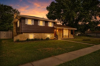 1383 N Caddy Ln, Wichita, KS 67212