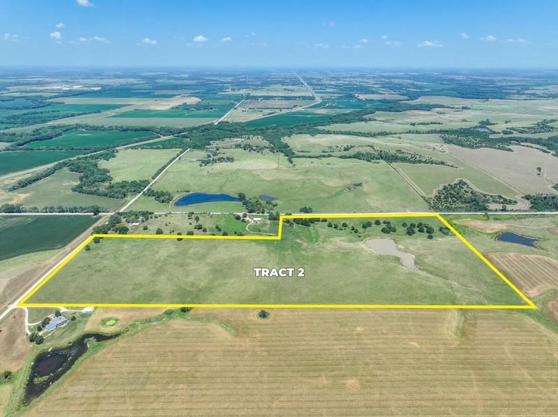 000 200th St, Douglass, KS 67039