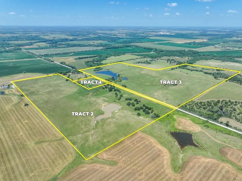 000 200th St, Douglass, KS 67039