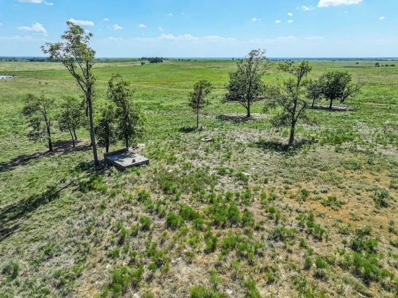 000 Shumway Rd, Douglass, KS 67039