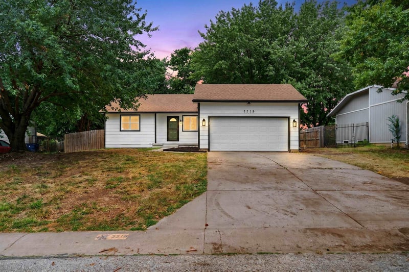 2219 Basswood Ct, Derby, KS 67037