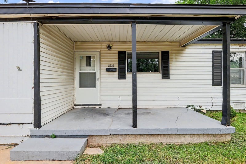 1616 Funston , Wichita, KS 67211
