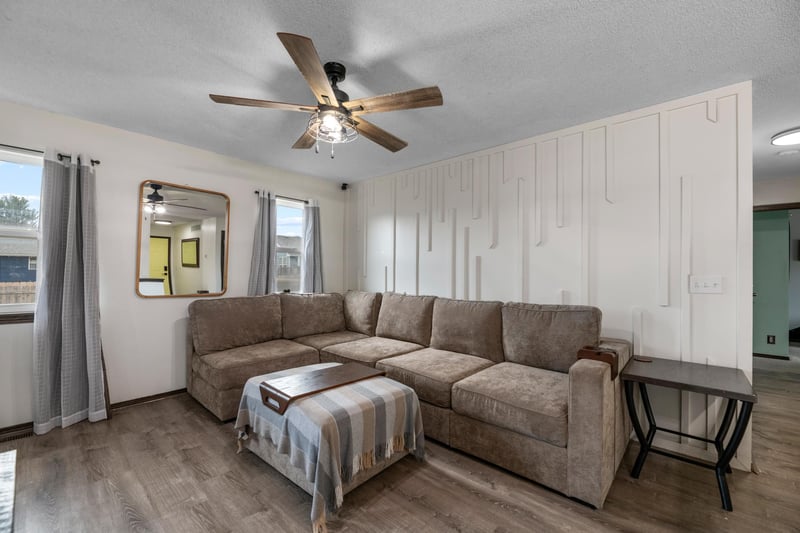 803 Longview Ct, Valley Center, KS 67147