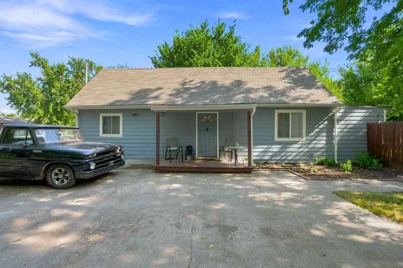 752 Mount Carmel Ave, Wichita, KS 67203