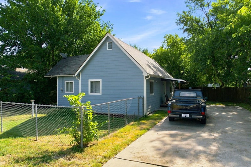 752 Mount Carmel Ave, Wichita, KS 67203