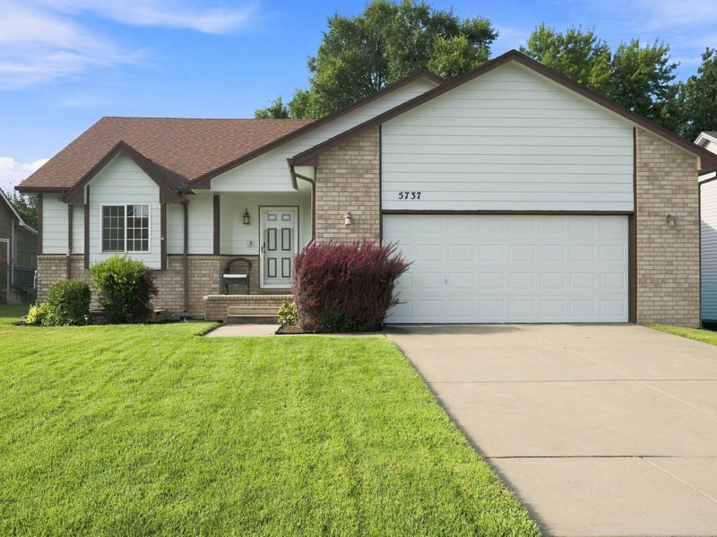 5737 Georgia , Wichita, KS 67215