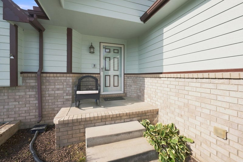 5737 Georgia , Wichita, KS 67215