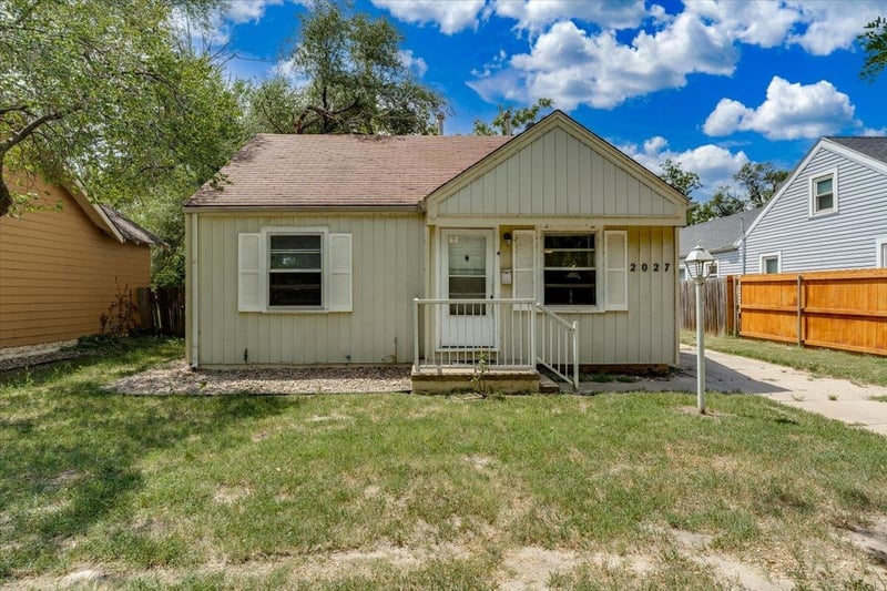 2027 Gold St, Wichita, KS 67213