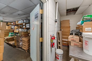 6215 W Kellogg, Wichita, KS 67209