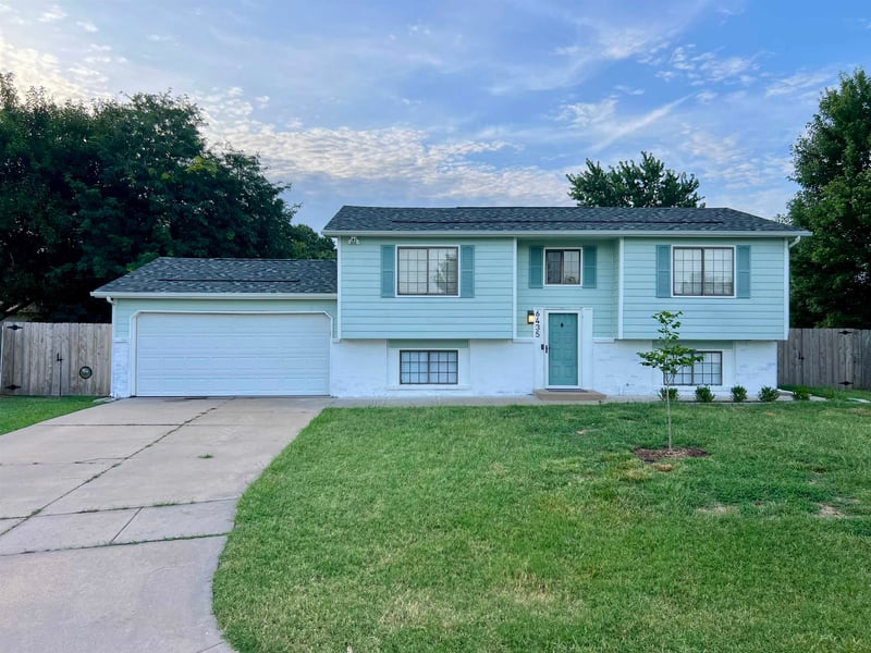 6435 32nd Ct N, Wichita, KS 67226