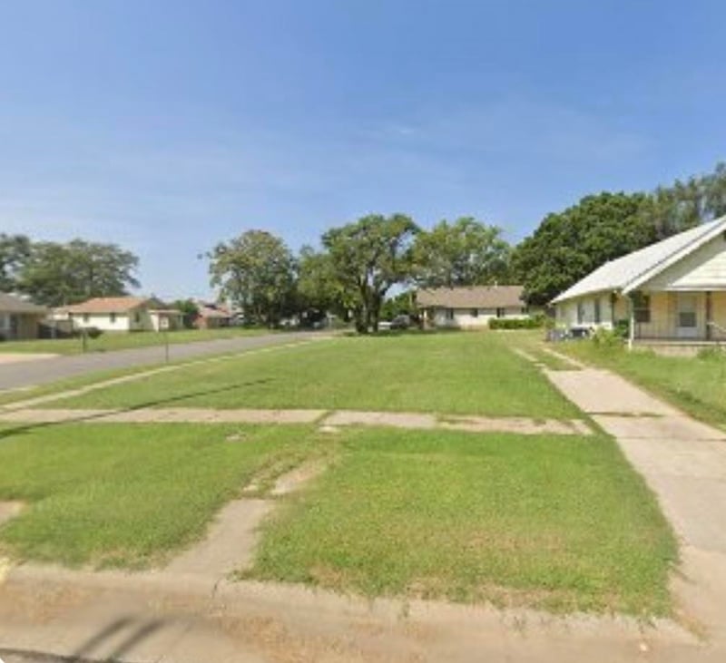 829 High , El Dorado, KS 67042