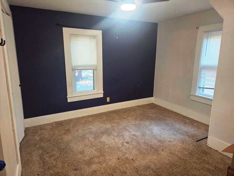 114 Durst St, Moundridge, KS 67107