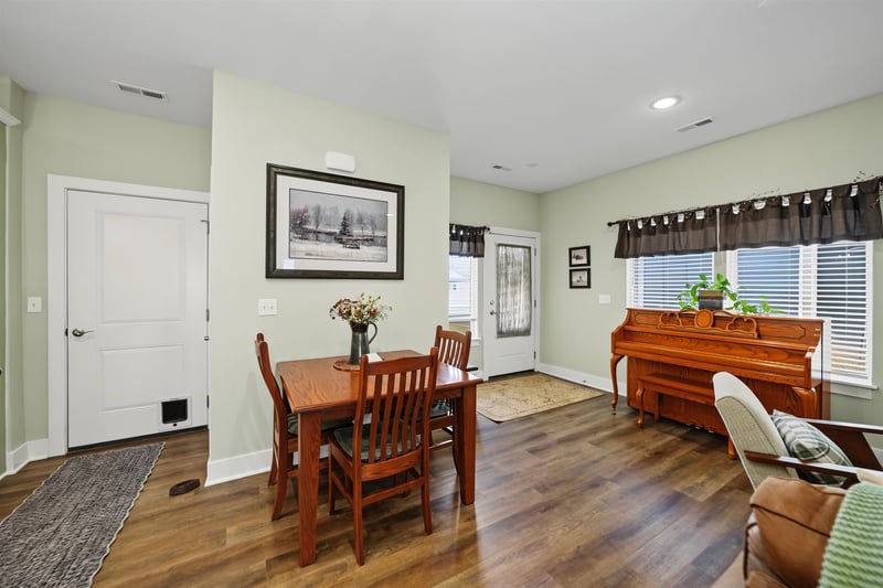 1007 Lingonberry Ln, Lindsborg, KS 67456