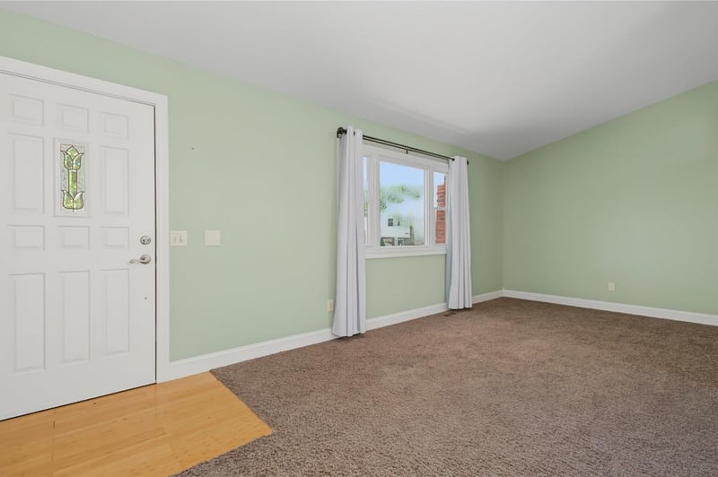 3 Son Ct, Valley Center, KS 67147