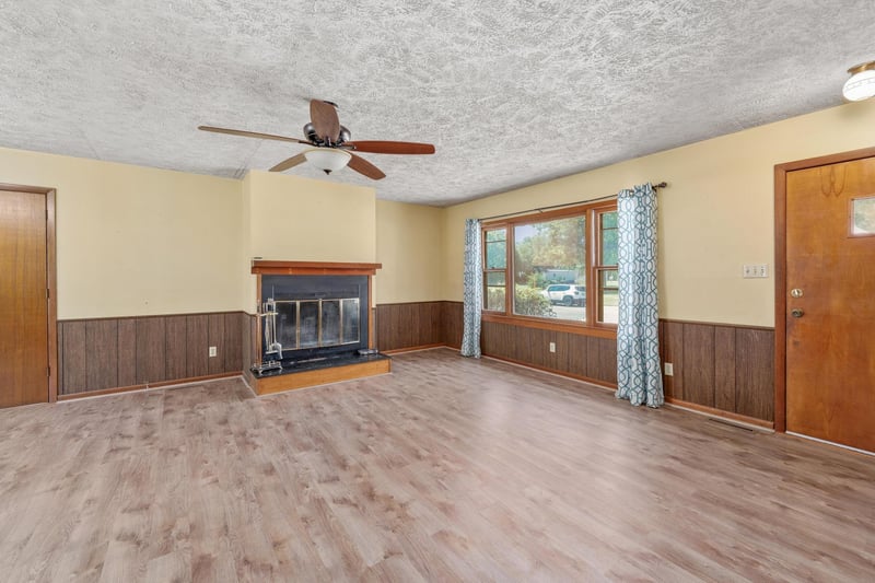 515 G St, Wellington, KS 67152