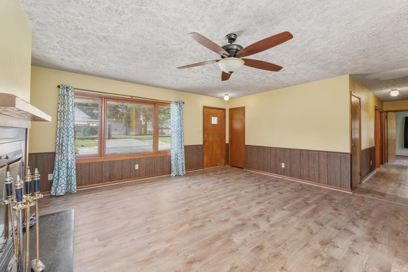 515 G St, Wellington, KS 67152