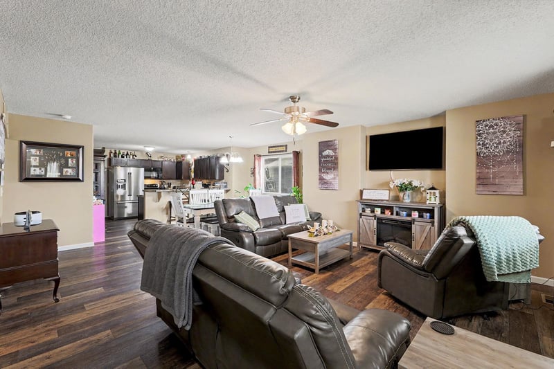 4422 Chase , Wichita, KS 67217