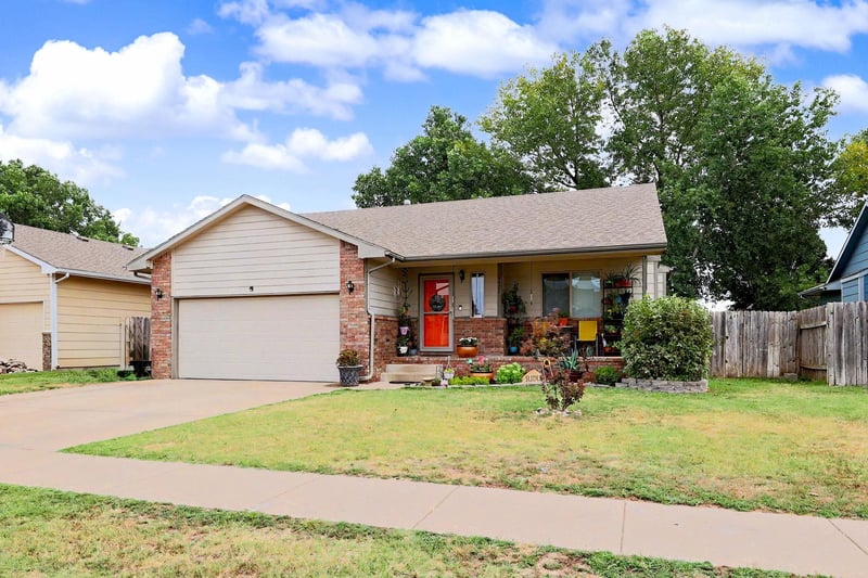 4422 Chase , Wichita, KS 67217