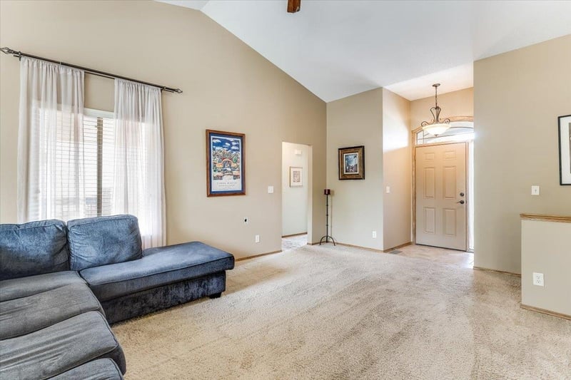 2622 Fieldstone St, Andover, KS 67002