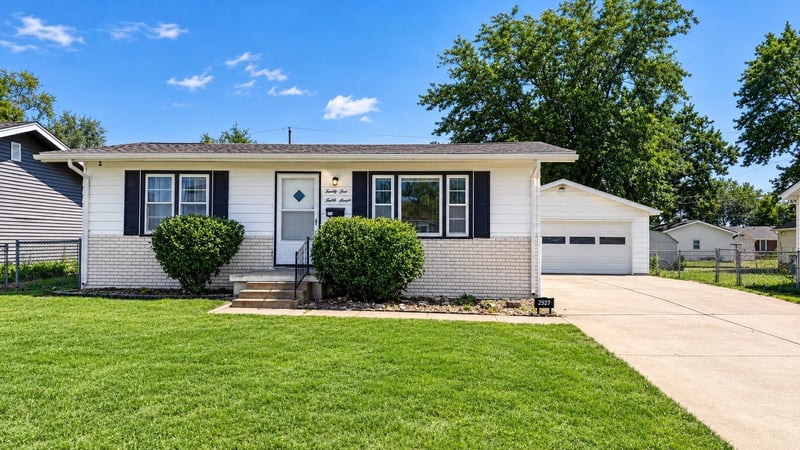 2527 32nd , Wichita, KS 67217