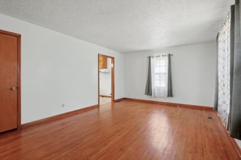 2527 W 32nd, Wichita, KS 67217