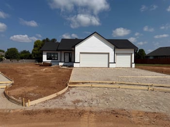 411 Stoney Creek St, Clearwater, KS 67060