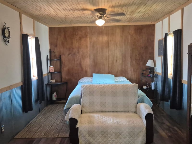 200 River St, Eureka, KS 67045