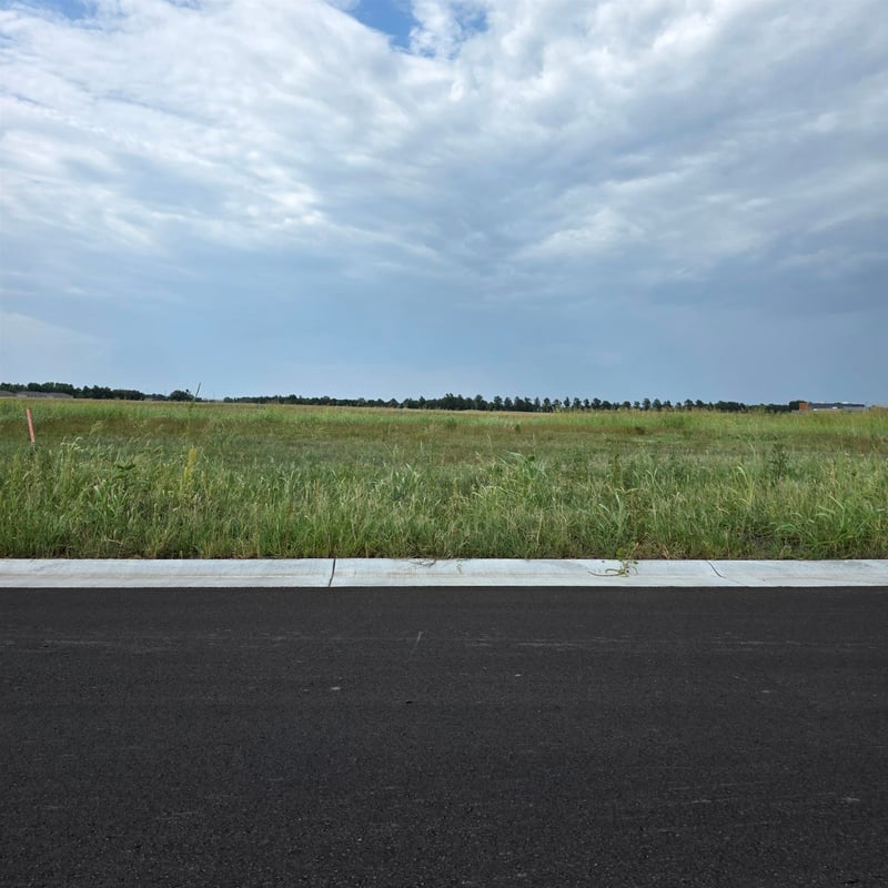 1310 Northridge , Valley Center, KS 67147