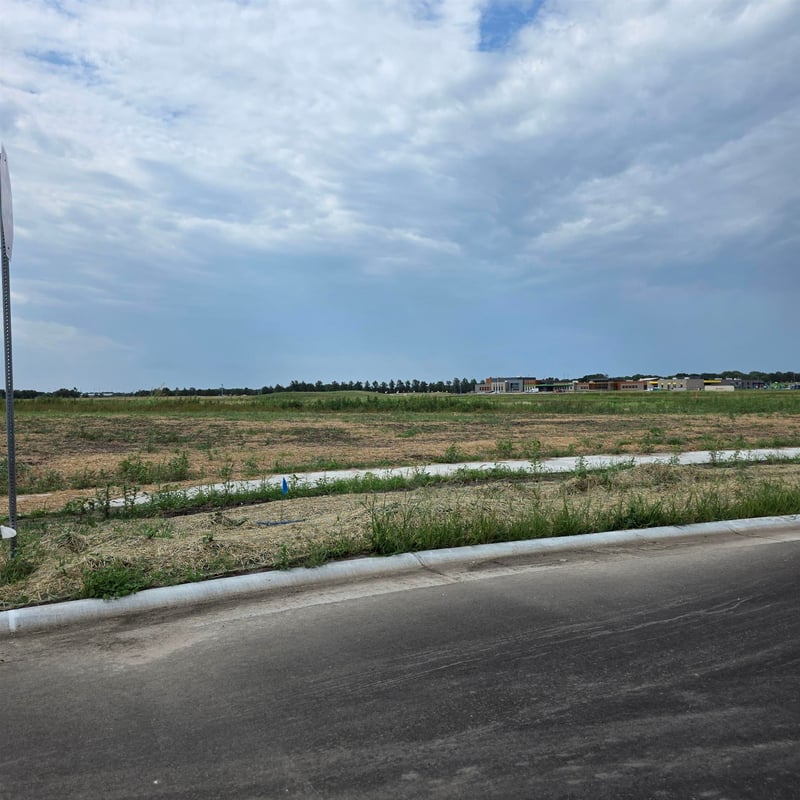 1530 Northridge , Valley Center, KS 67147