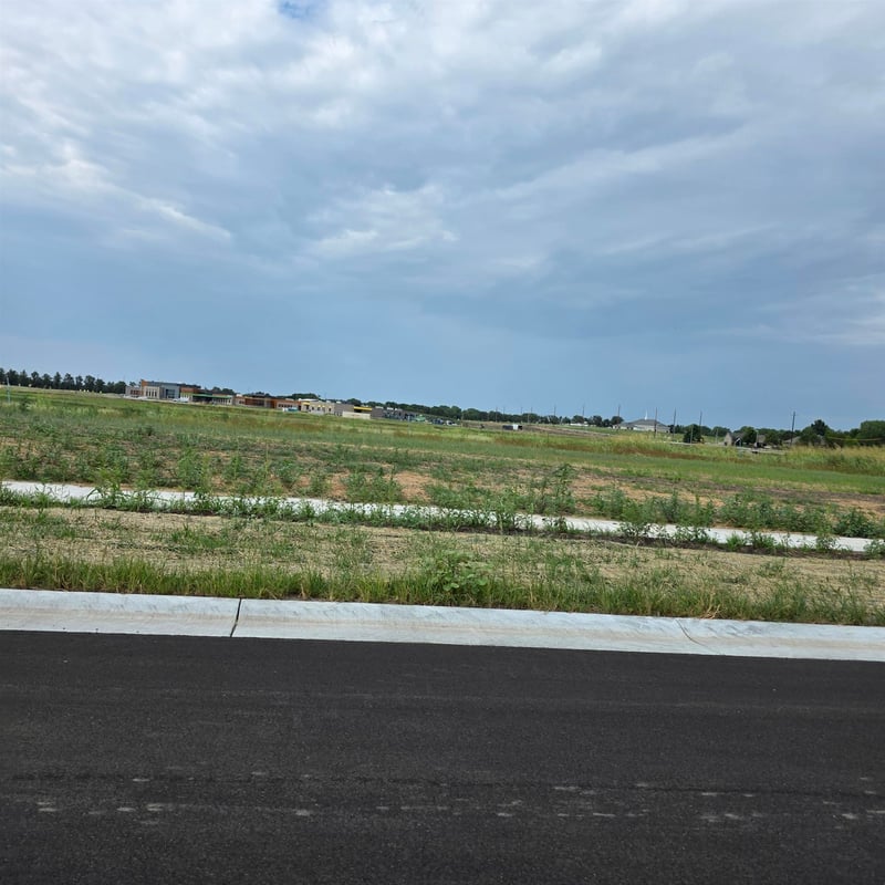 1540 Northridge , Valley Center, KS 67147