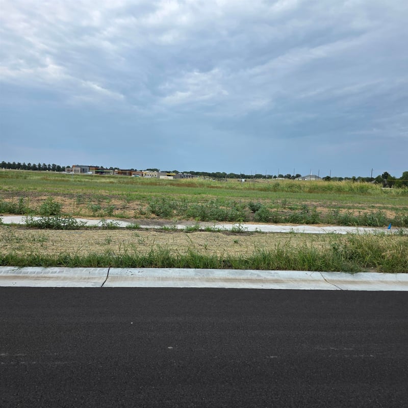1600 Northridge , Valley Center, KS 67147