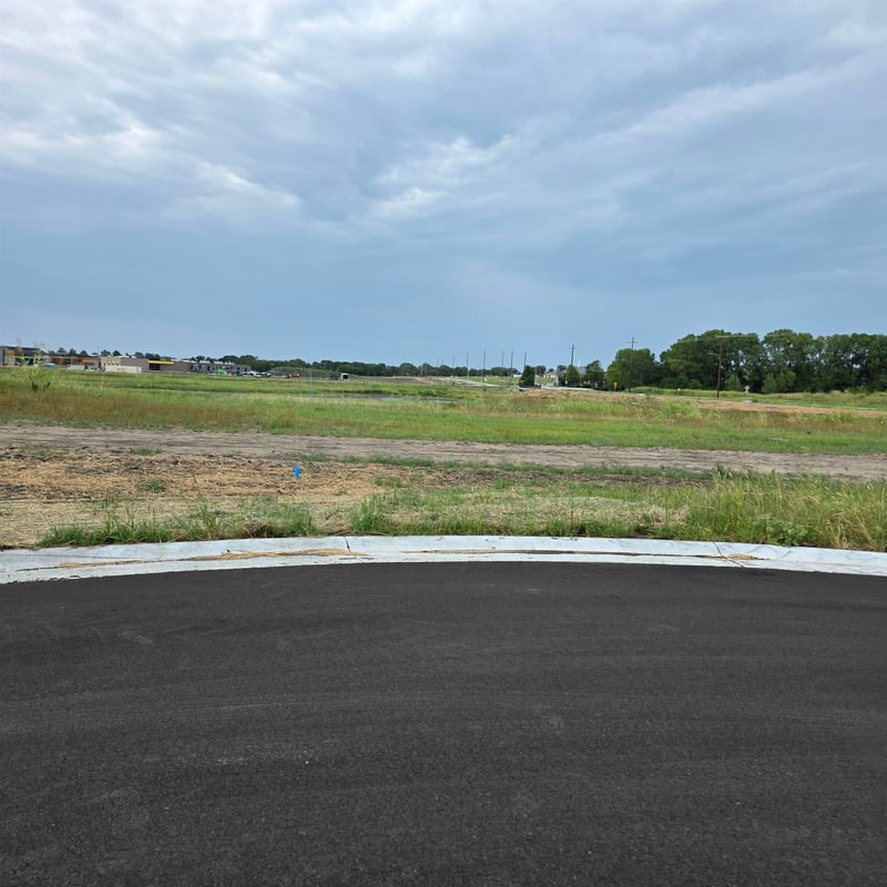1620 Northridge , Valley Center, KS 67147