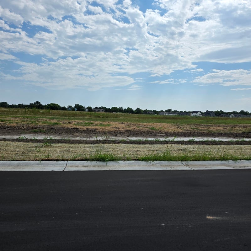 1401 Northridge , Valley Center, KS 67147