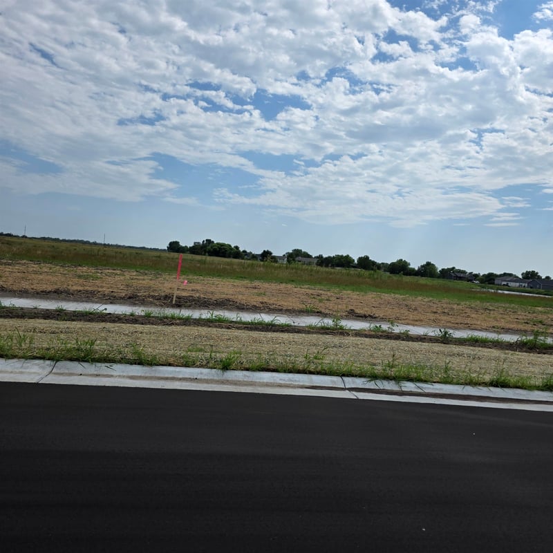 1301 Northridge , Valley Center, KS 67147