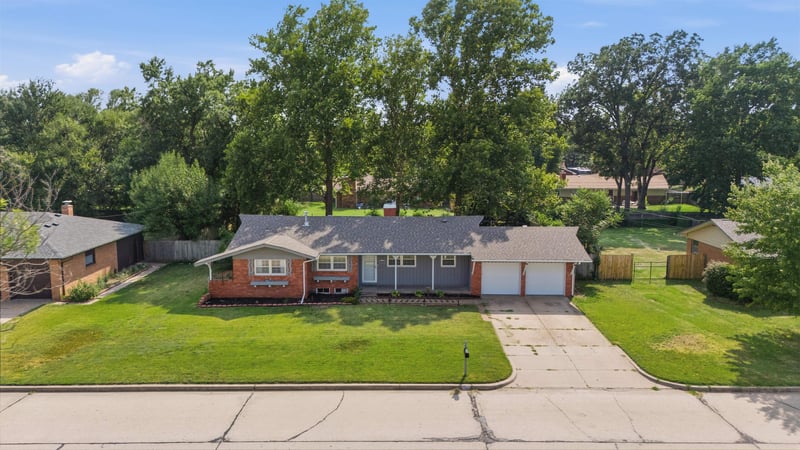 1505 N Lynnhurst Ave, Wichita, KS 67212