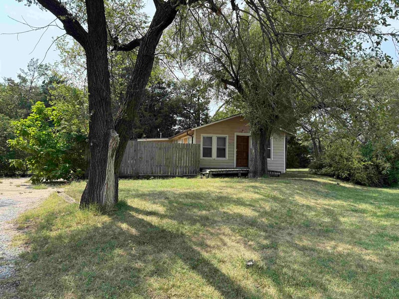 4223 Zoo Blvd, Wichita, KS 67212