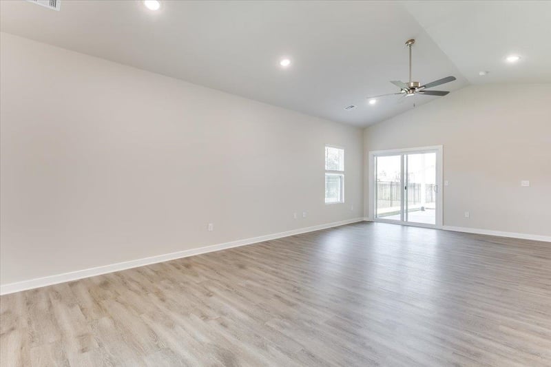 11392 Scarlett Ln, Maize, KS 67101