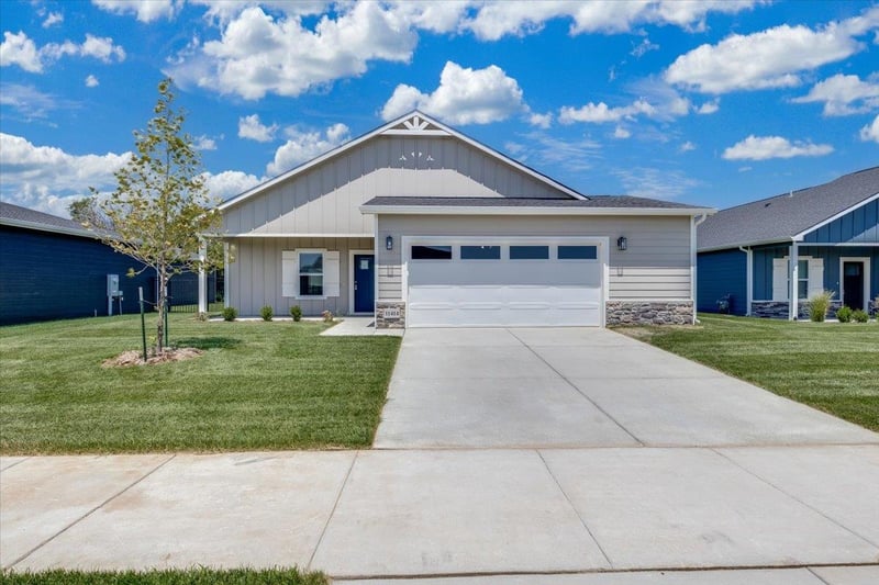 11392 Scarlett Ln, Maize, KS 67101