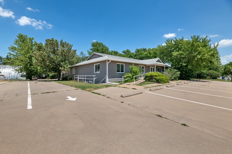 106 Shadybrook , Cheney, KS 67025