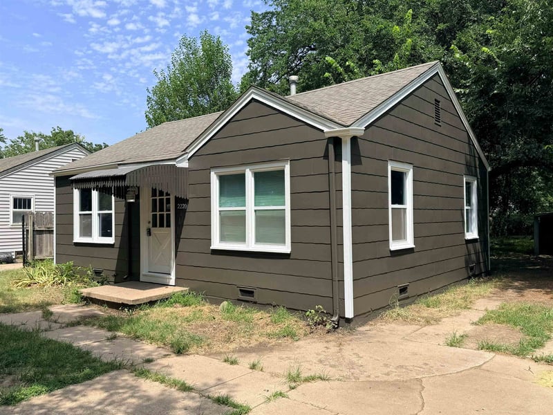 2220 Minneapolis Ave, Wichita, KS 67211