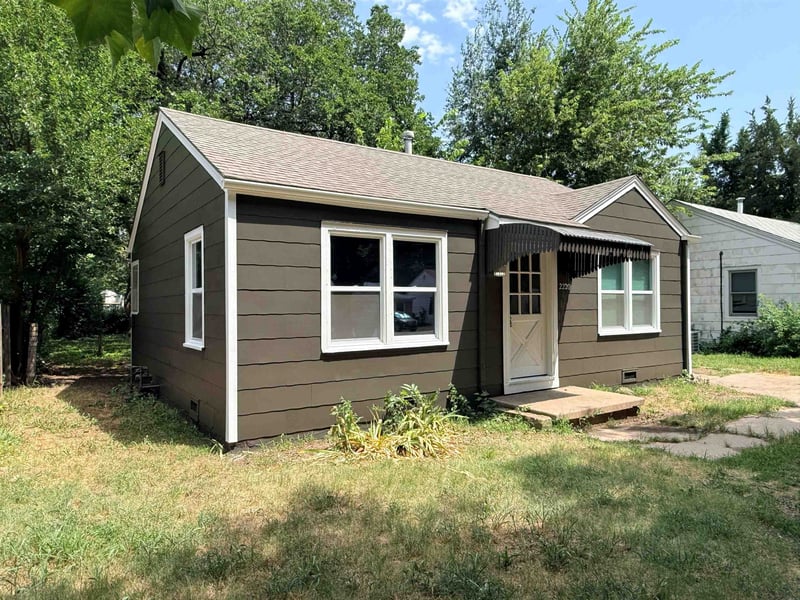 2220 Minneapolis Ave, Wichita, KS 67211