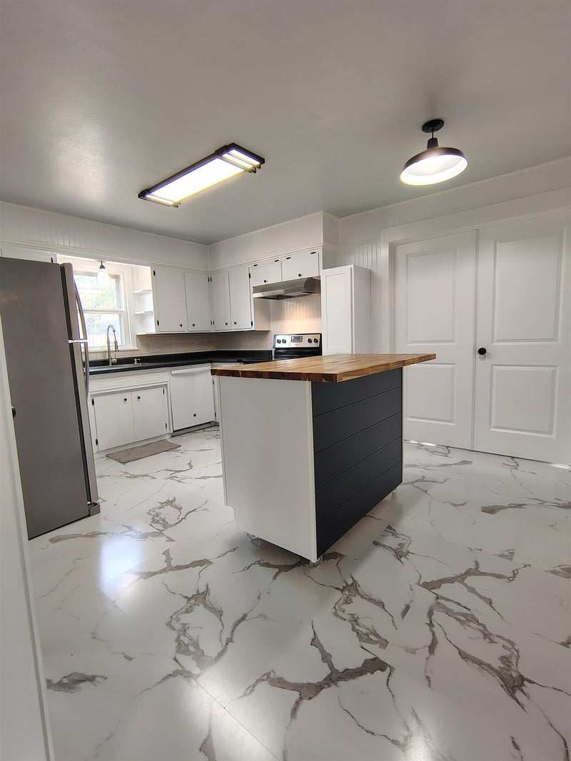 3152 Everett , Wichita, KS 67217