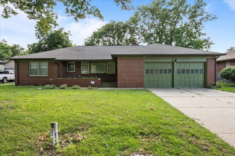 2045 Payne St, Wichita, KS 67203
