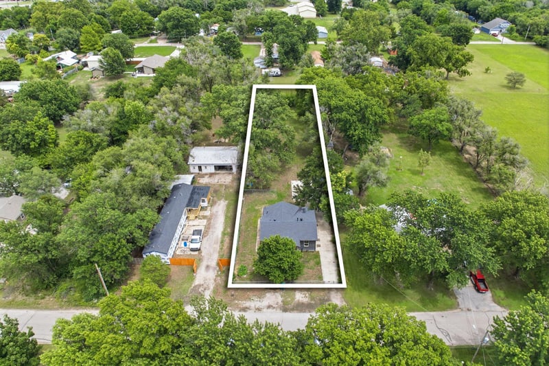 5726 Vandale Ave, Wichita, KS 67217