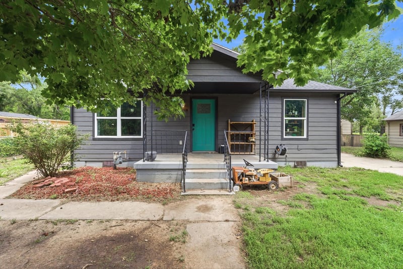 5726 Vandale Ave, Wichita, KS 67217