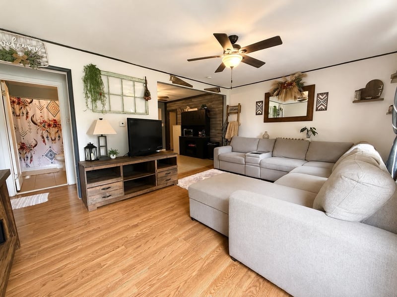 522 14th , Abilene, KS 67410