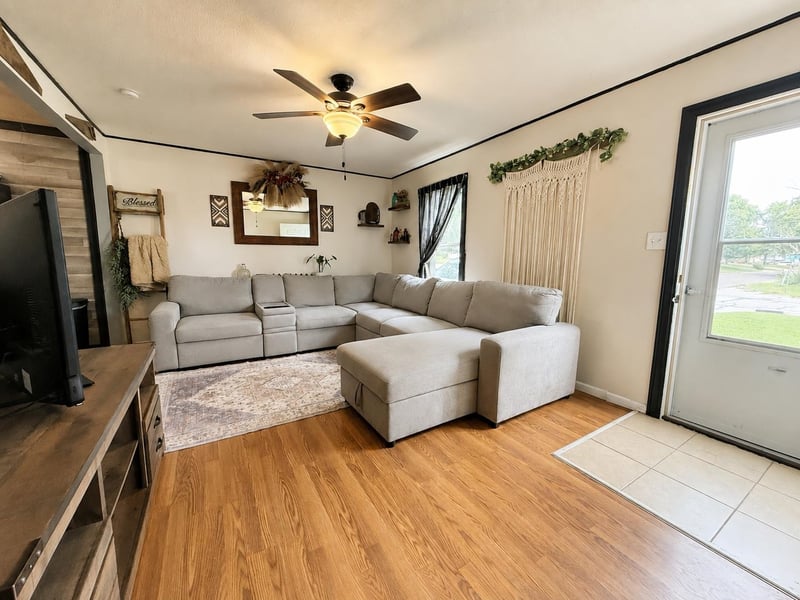 522 14th , Abilene, KS 67410